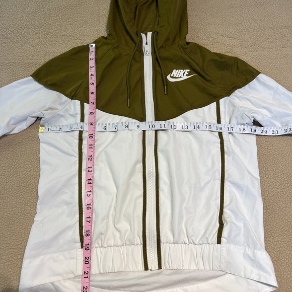Nike Windrunner Windbreaker Running Jacket Women’s Small - Picture 2 of 9